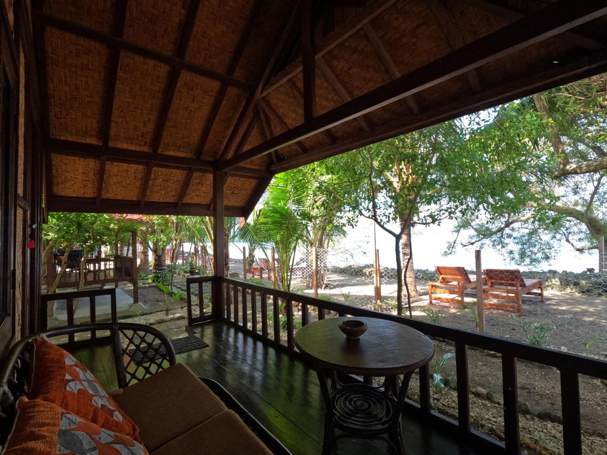 Maryan Moyo Bungalows & Resto Moyo Island Екстер'єр фото