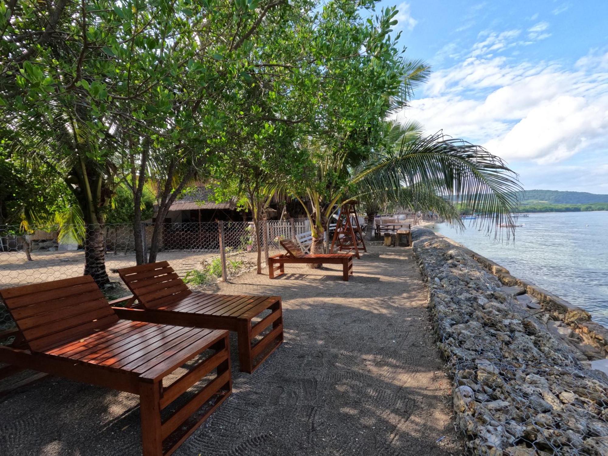 Maryan Moyo Bungalows & Resto Moyo Island Екстер'єр фото