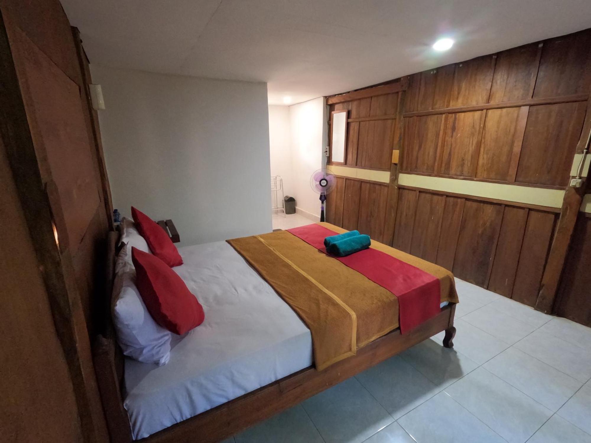 Maryan Moyo Bungalows & Resto Moyo Island Екстер'єр фото