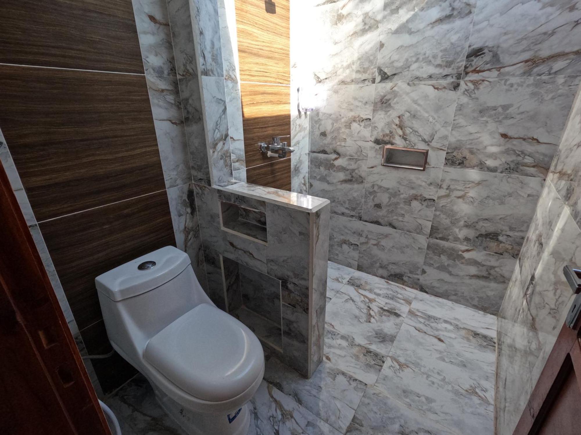 Maryan Moyo Bungalows & Resto Moyo Island Екстер'єр фото